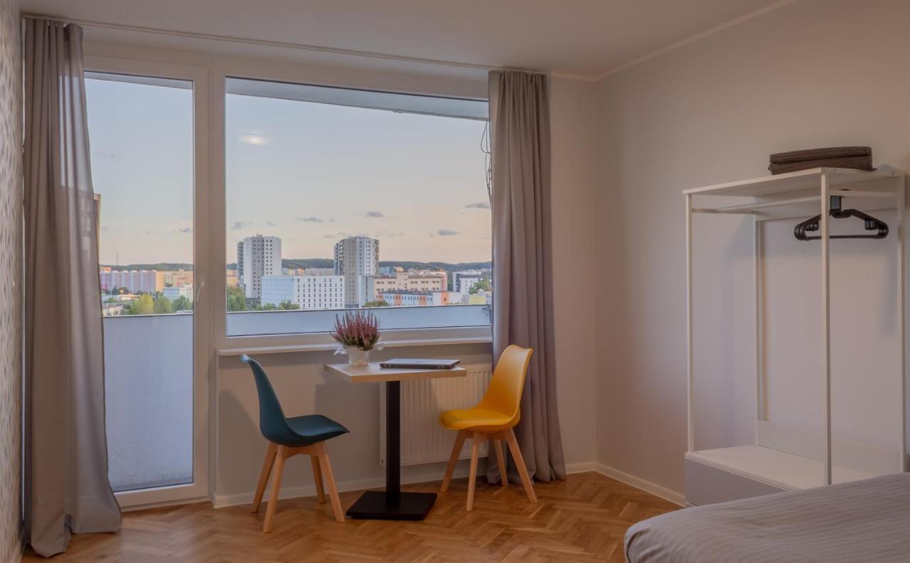 Initium Rooms - Pokoje Na Wynajem - Obroncow Wybrzeza 4D Gdansk Luaran gambar